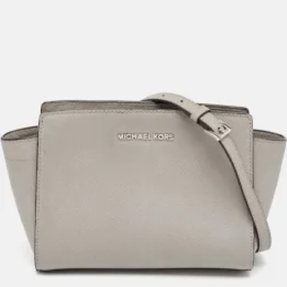 Michael Kors Elegant Gray Crossbody Bag